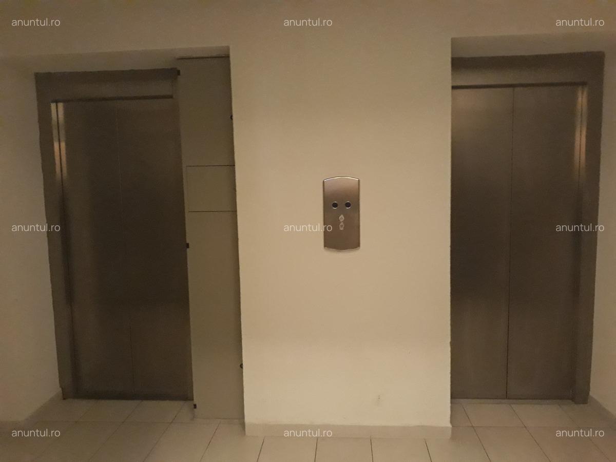 13 Septembrie, garsoniera lux, stradal, proprietar - 12