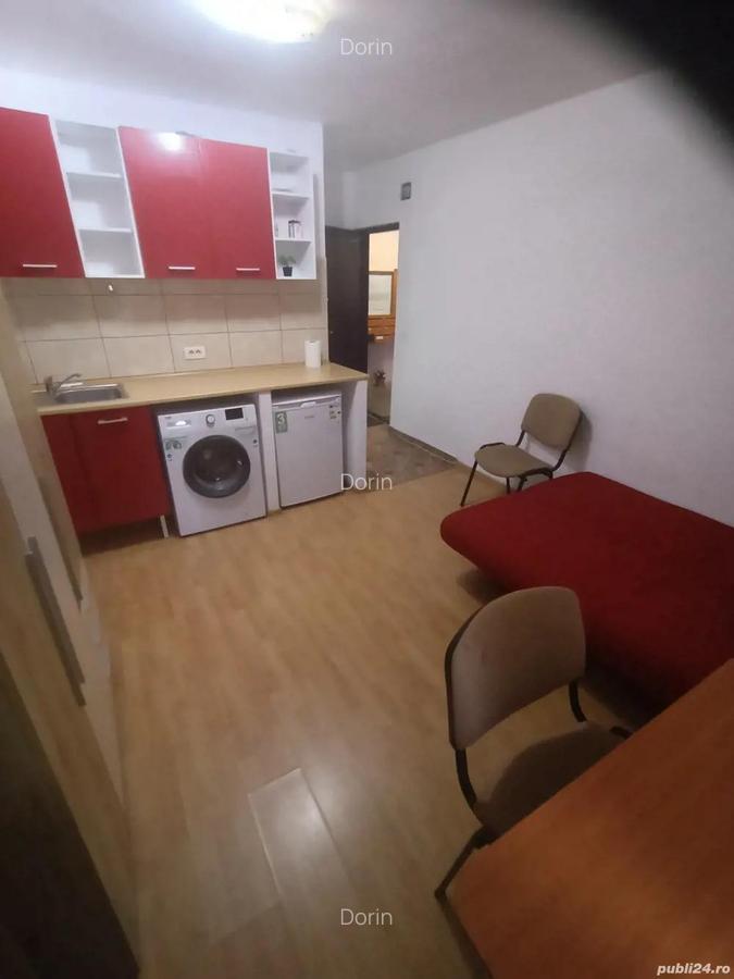 Chiar in Complexul Studen?esc,19 mp,Ocupabila Imediat, Merita Vazuta Sigur,200 E - 2