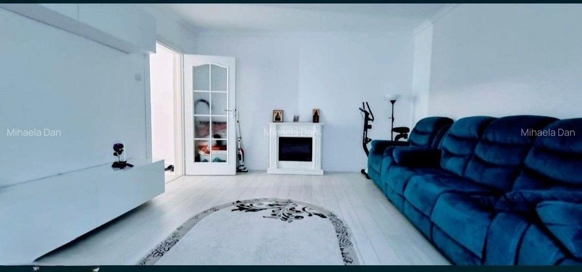 Apartament -3 camere -decomandat-Zona 13 Septembrie - 1
