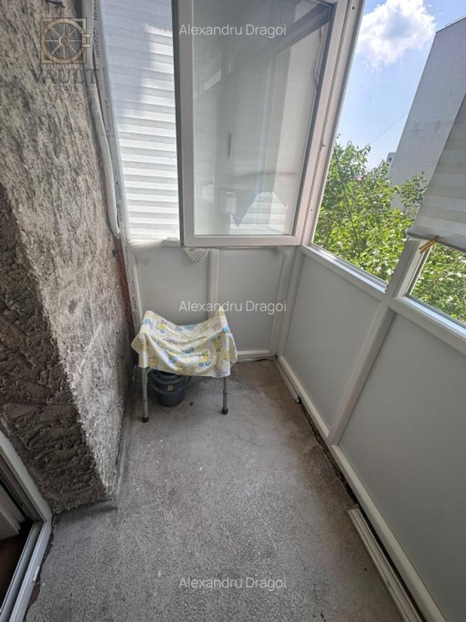 Apartament 3 camere- Decomandat- Titulescu -Piata Victoriei - 16