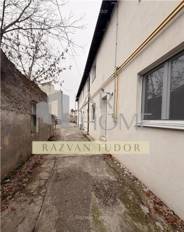 Spatiu comercial cu parcare proprie , Ploiesti, ultracentral - 4