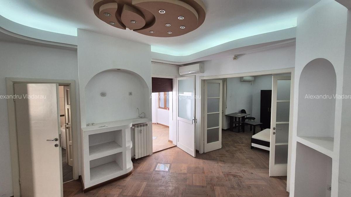 Apartament cu 3 camere 103,78 mp - piata Romana - 1