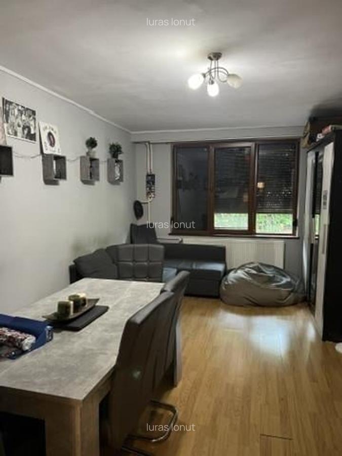Apartament cu 2 camere decomandat în Spitalul Județean - 16