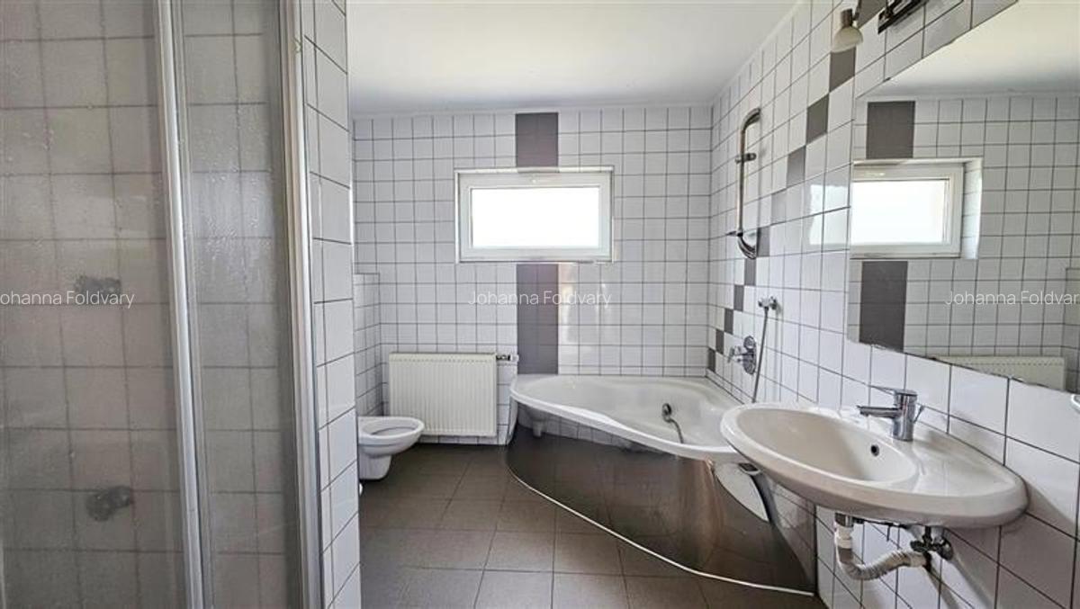 Casă cu 3 camere în Săcălaz - 10