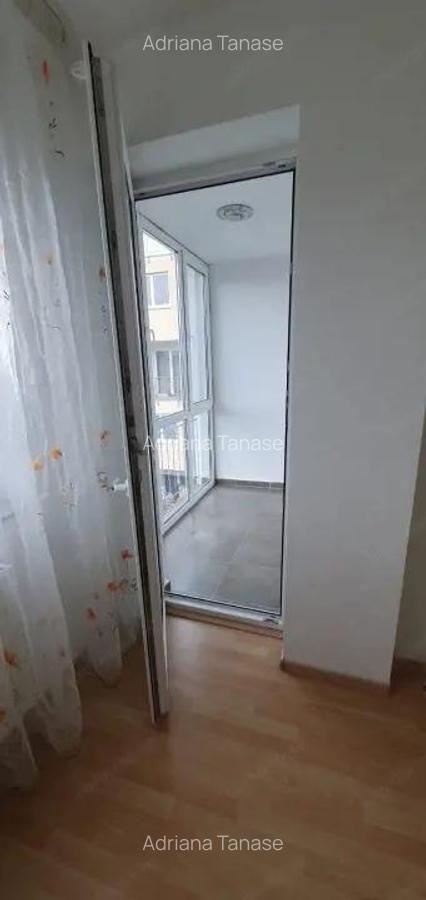 Apartament 2 camere decomandat cu balcon si parcare, Avantgarden 3 - 5