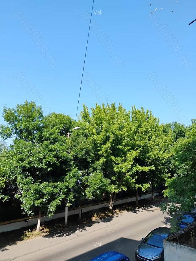 Inchiriez apartament cu 2 camere decomandat etaj 1 - 6