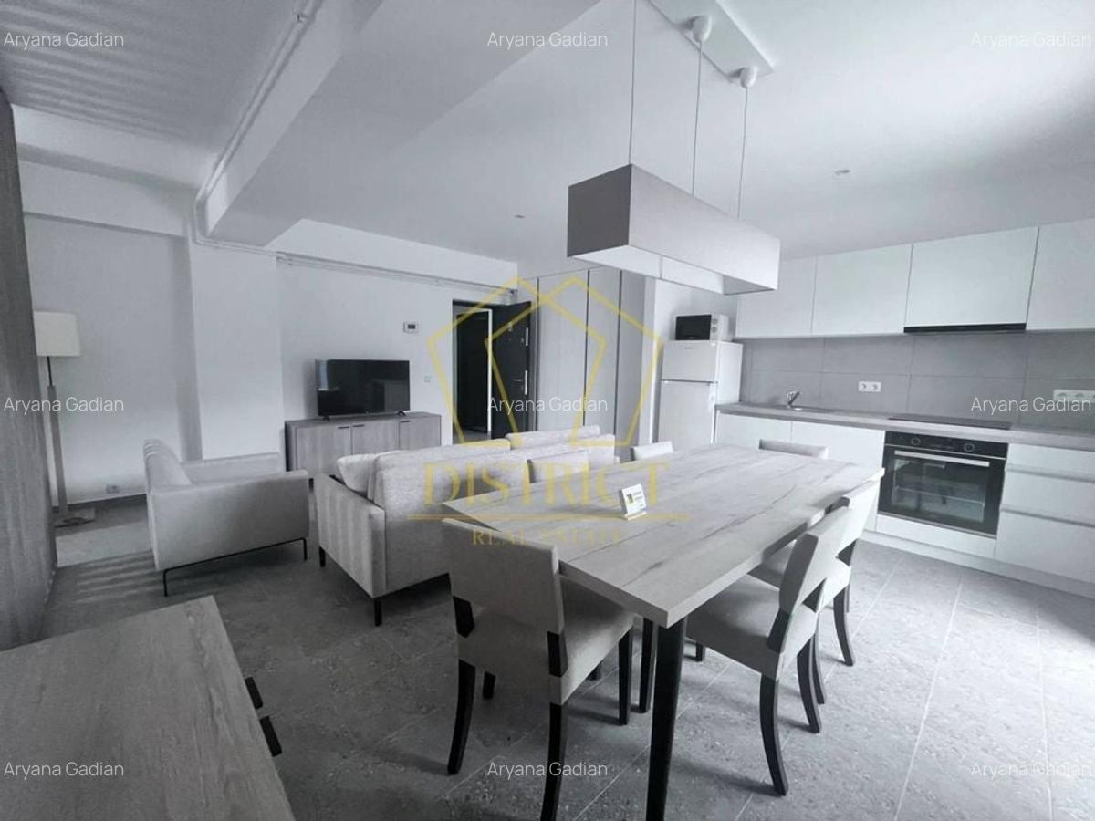Apartament cu 2 camere decomandat în Complex Studențesc - 2