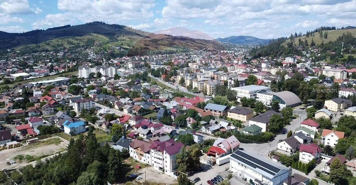 Apartament cu 3 camere de vanzare Gura Humorului - 12