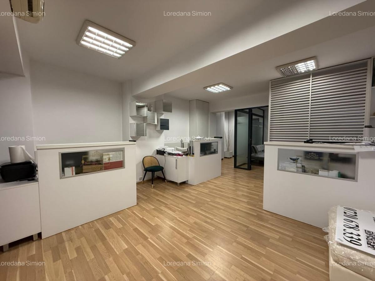 De Vanzare spatiu comercial Bvd. Ferdinand 180 MP - Curte - Parcare - 1