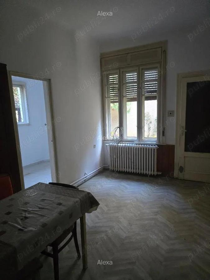 Vand casa ultrac Zona mag Crisul, SC 200 mp, teren 242mp,front stradal mare ,intrare auto, inc oras - 15