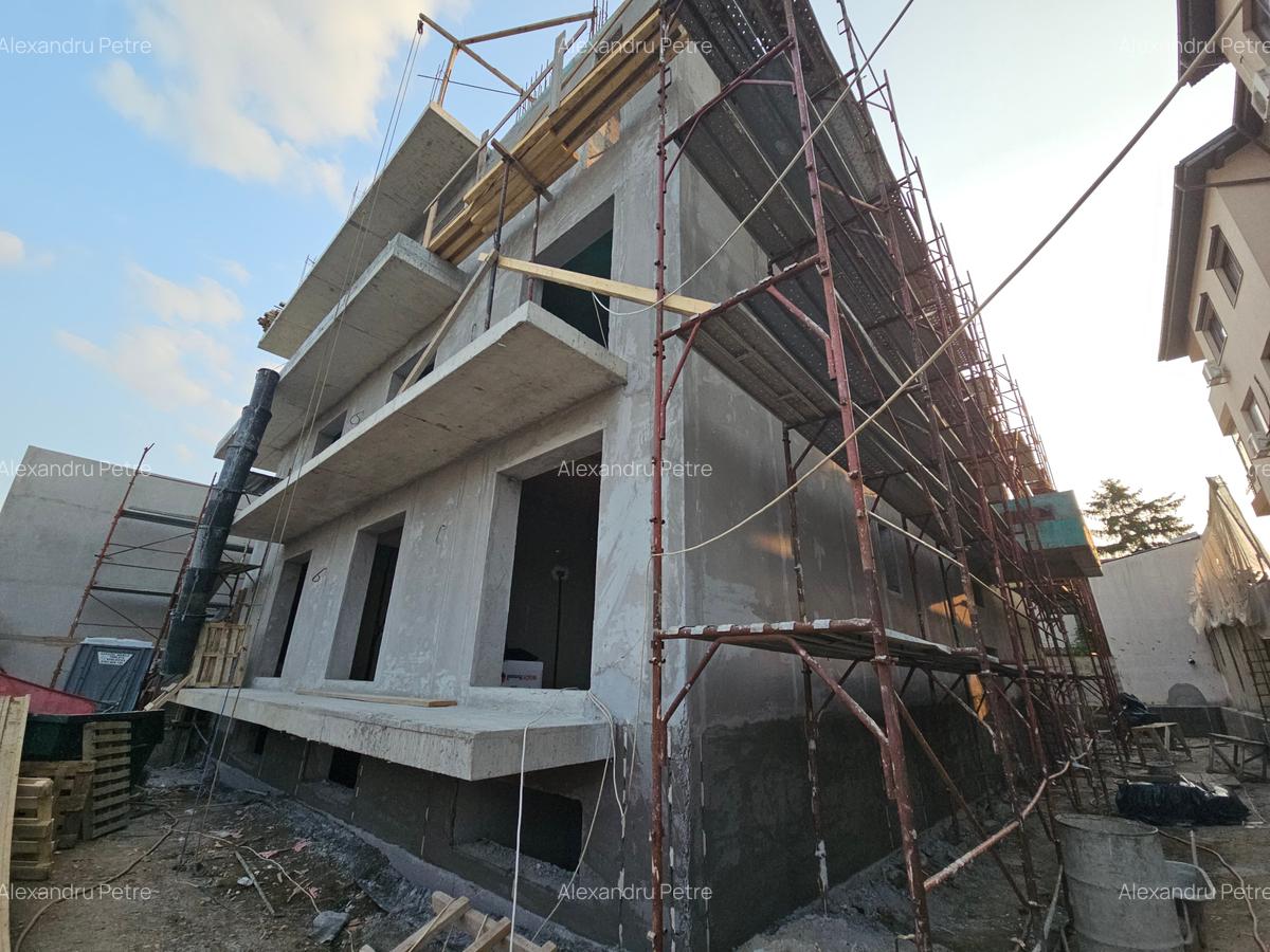 3 camere parter | 110 mp utili | parcare subterana 25 mp | Regie | Comision 0 - 2