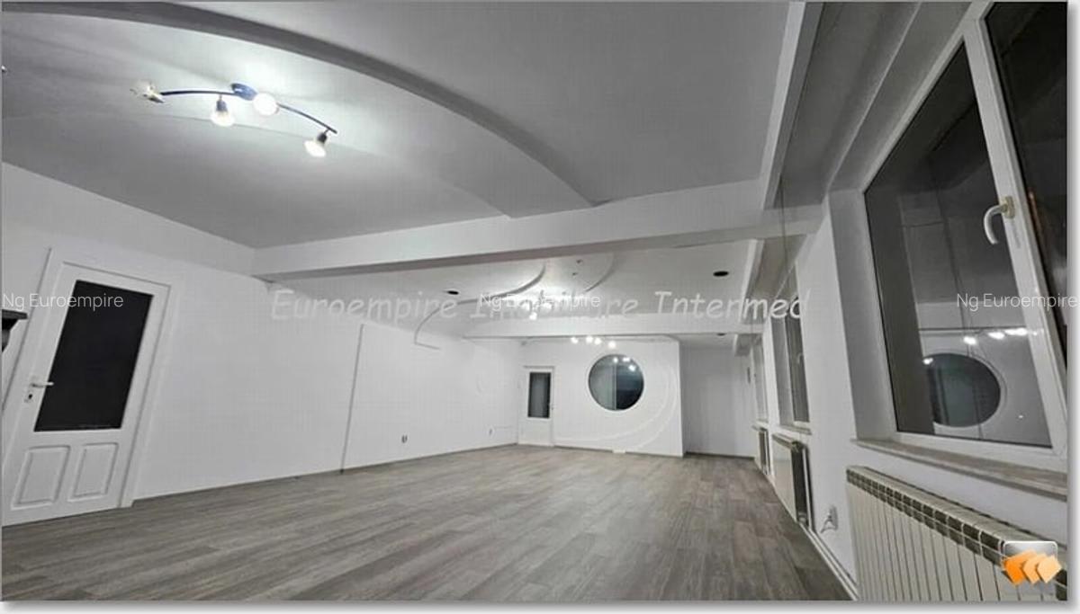 De inchiriat spatiu comercial zona Centru - 5