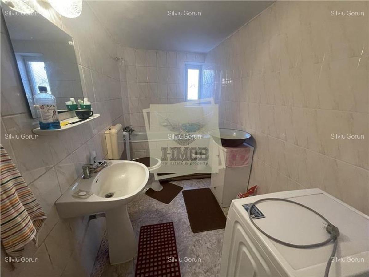 Casa cu 6 camere 3 bai 994 mp teren in Parcul Sub Arini - 13