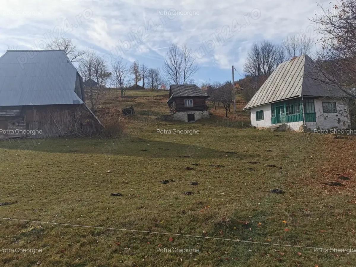 Vand casa de locuit in loialitatea Rogojel - 4
