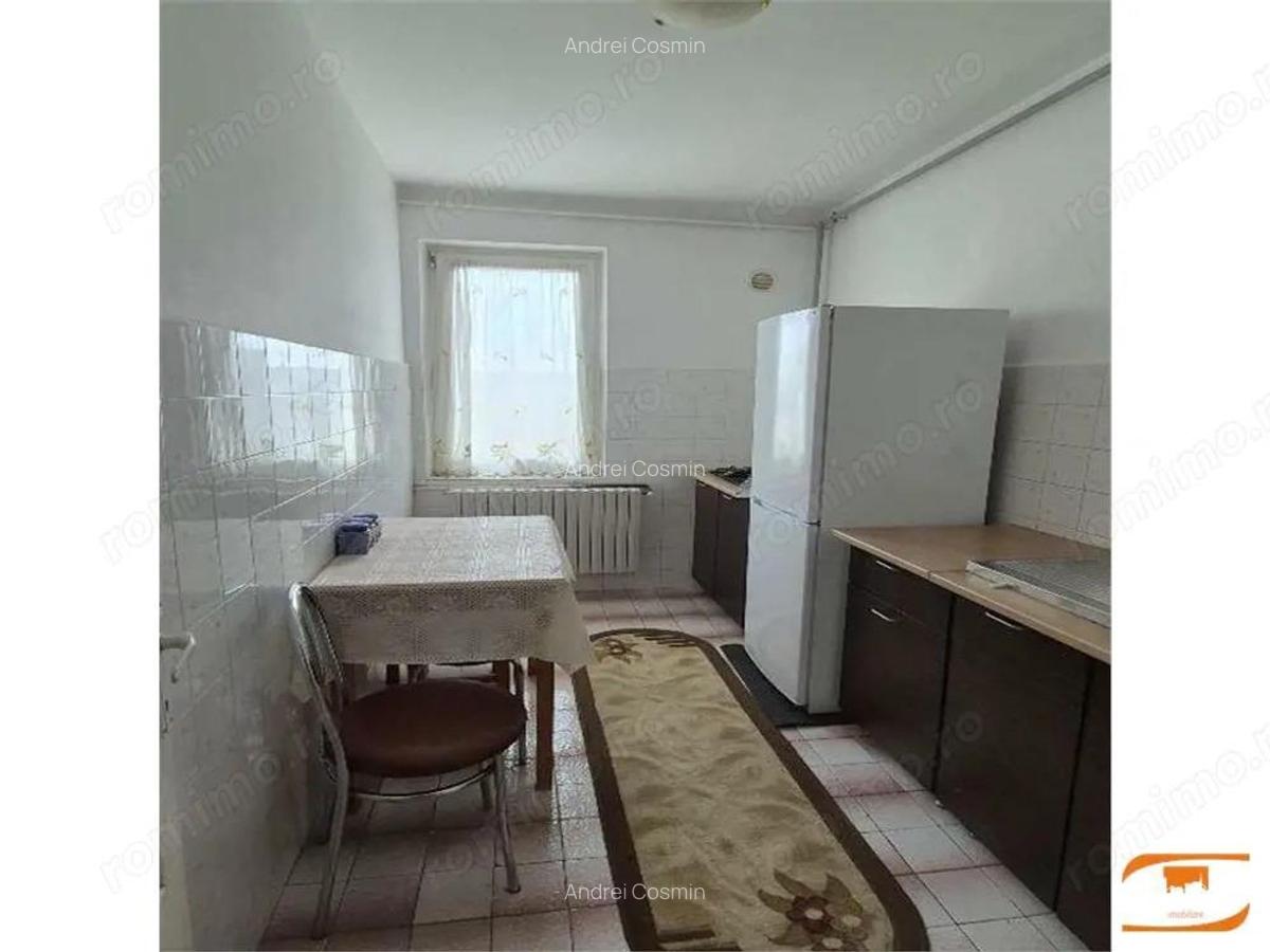 Apartament 2 camere Complexul Studentesc - 1