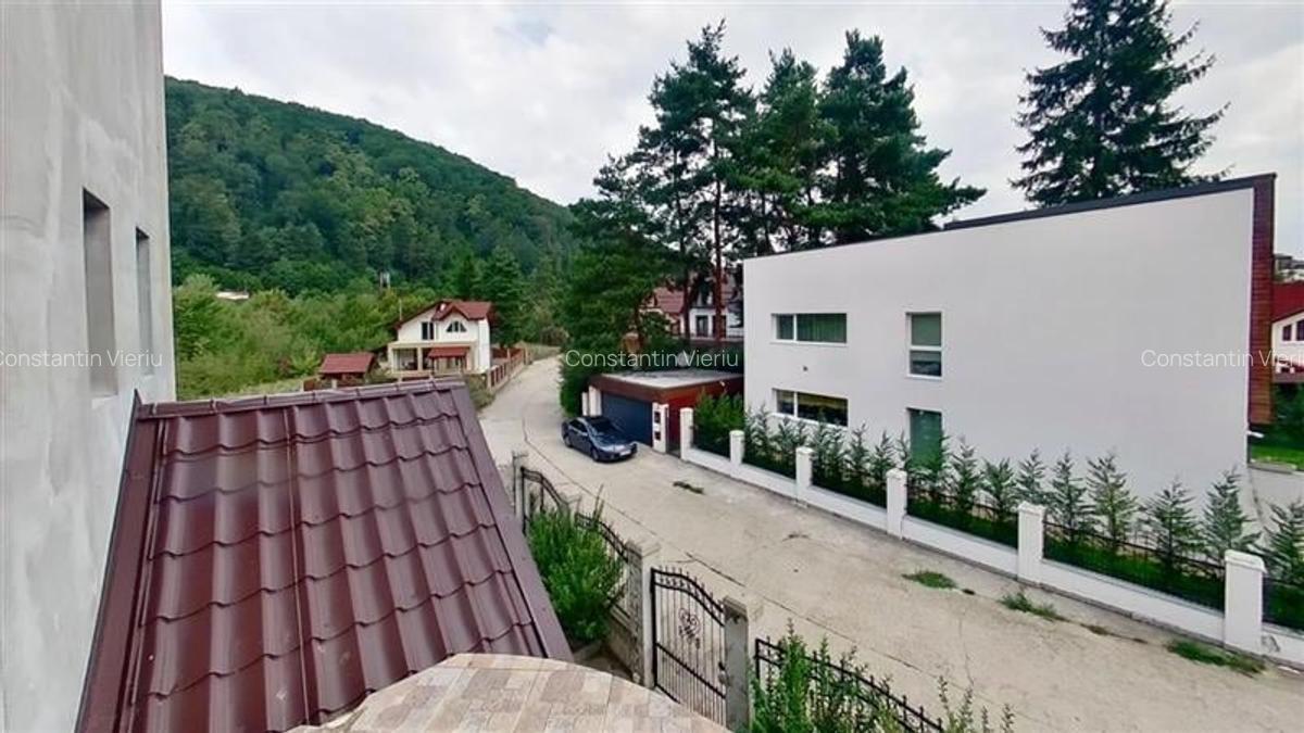 Casă individuală cu 9 camere în Exterior Est - 7