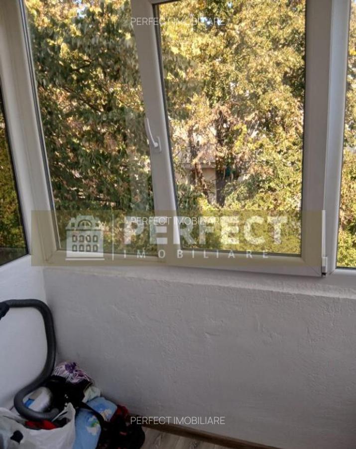 2 camere str.Bahluiului etaj 2,pret 61000!!! - 9