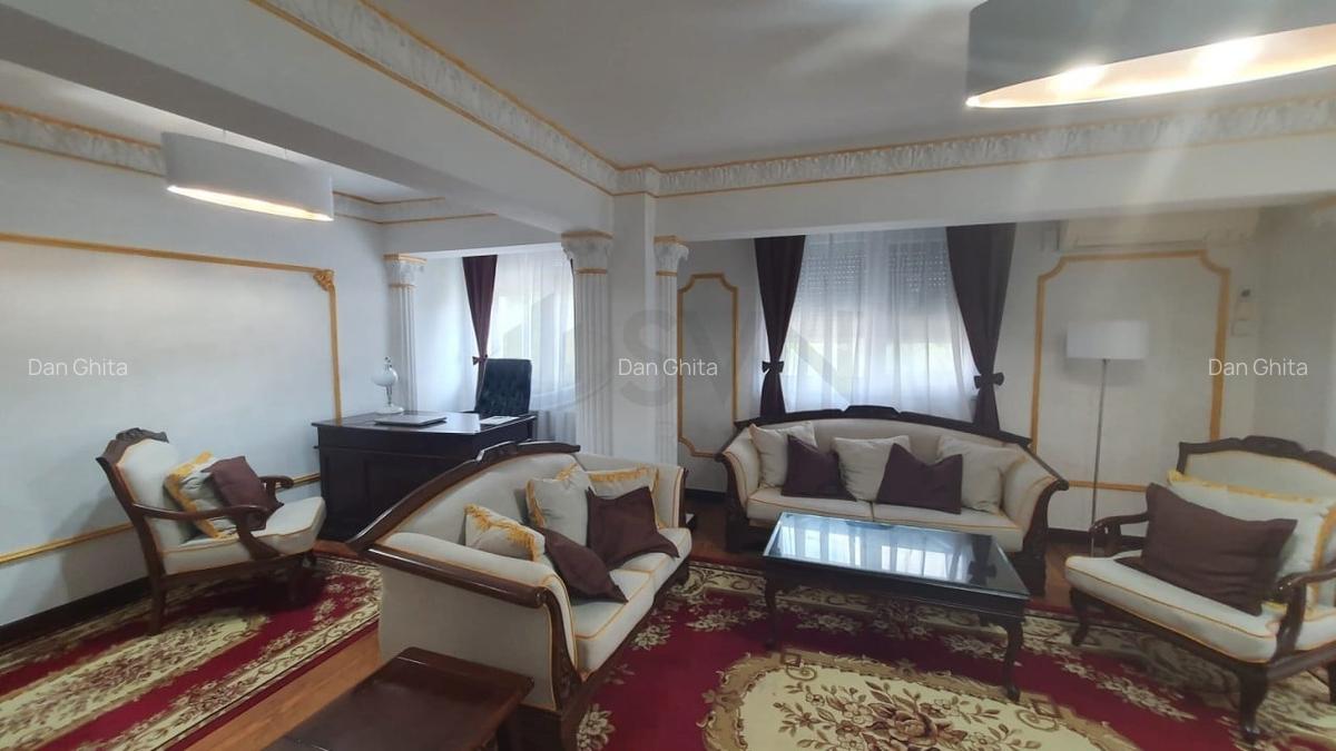 Apartament cu 3 camere decomandat în Aviației - 4