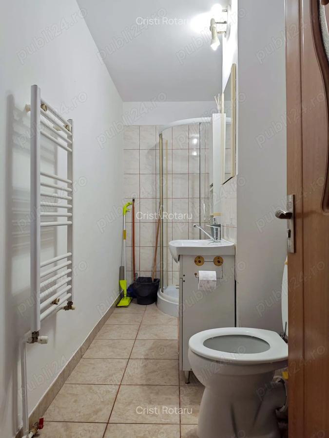 Proprietar, inchiriez apartament o camera, decomandat, mobilat, zona Buzia?ului.Pret: 250 euro. - 6