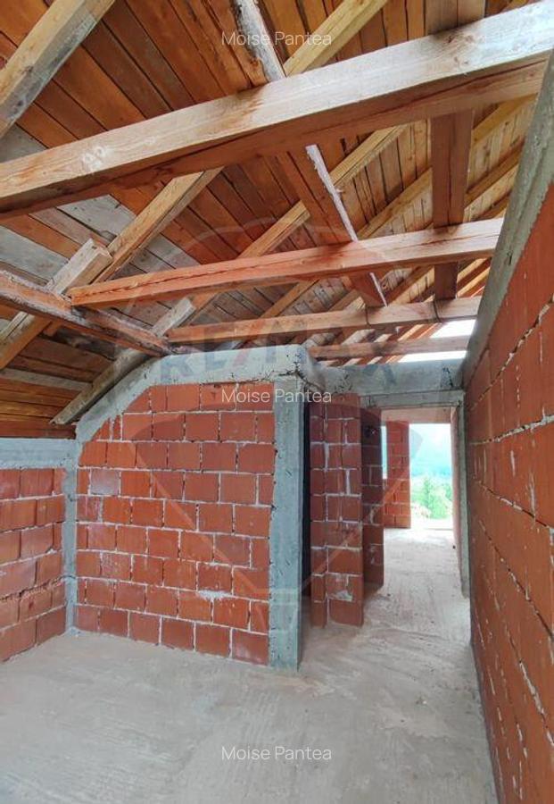 Casa de vacanta cu 6 camere de vanzare Suncuius - 14