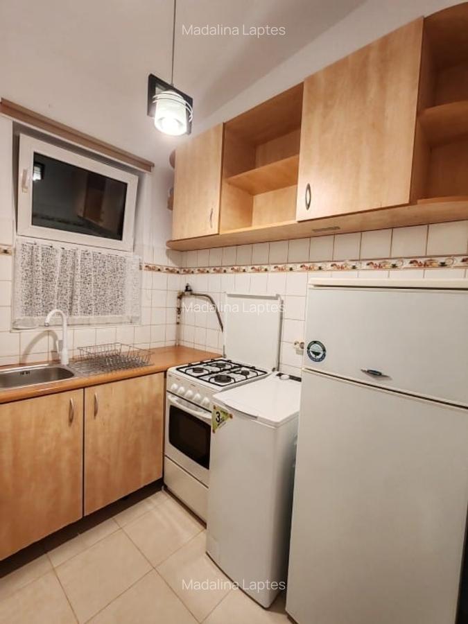 Universitate închiriere 3 camere - 5