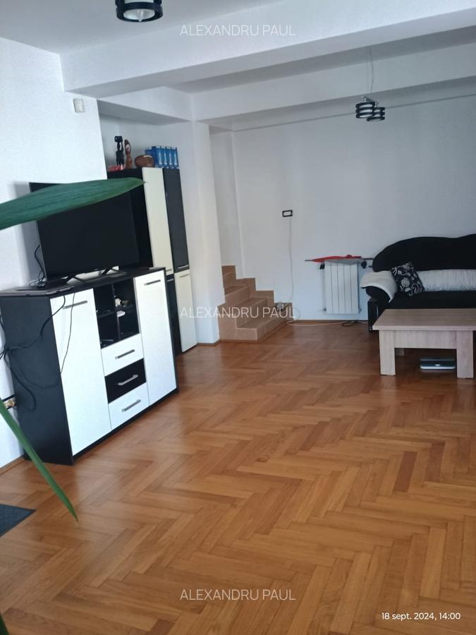 Victoria - Intre strada Poporului - Bulevardul Lapusneanu! Vila P+1+M - 9