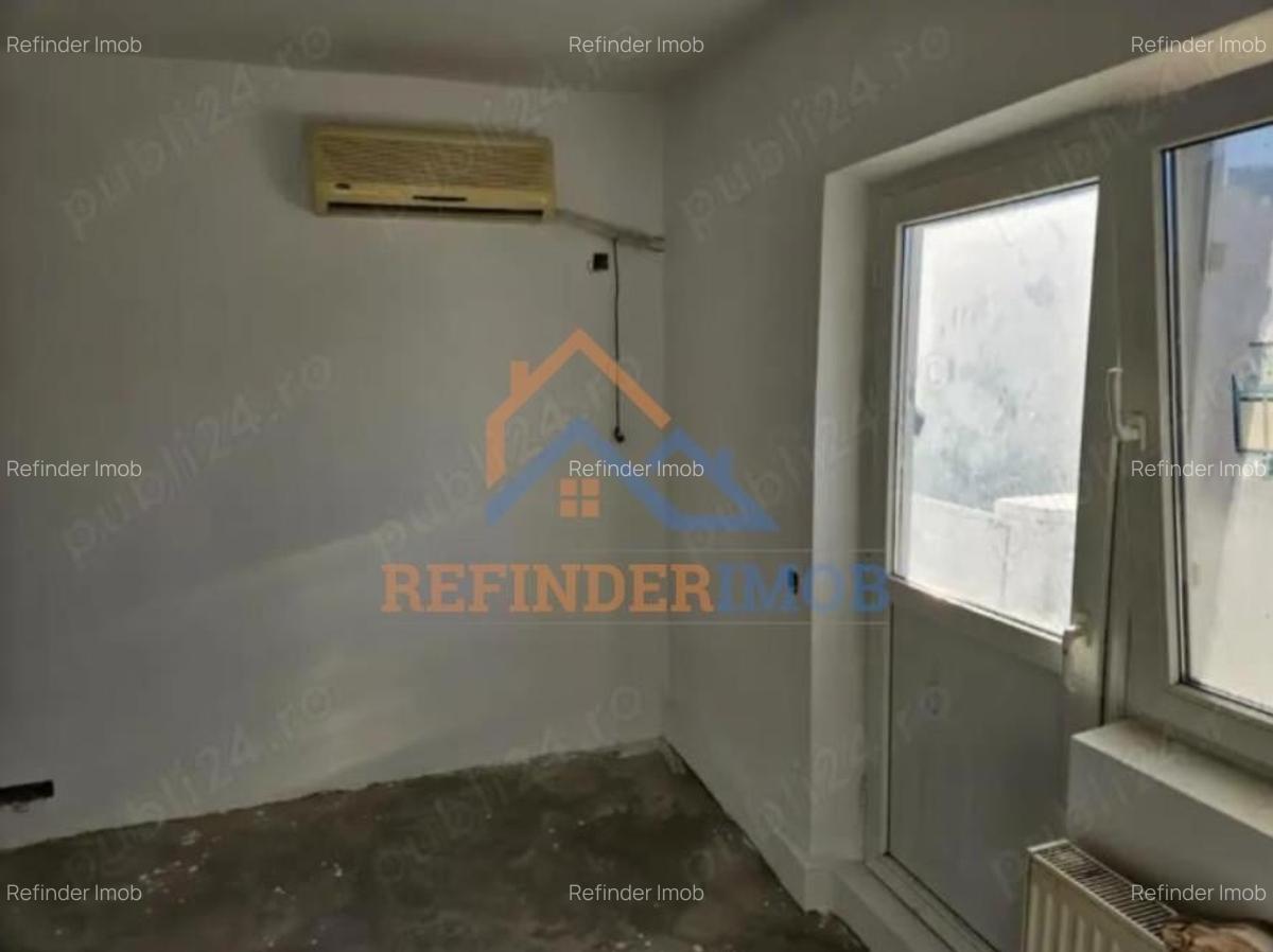 Vanzare apartament 3 camere, zona Liberty Mall, sector 5 - 4