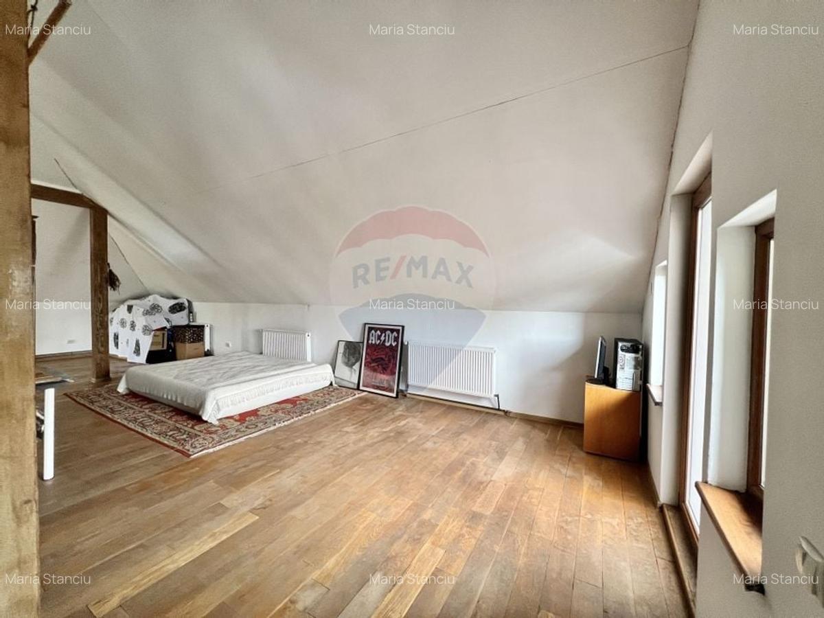 Casa de lemn cu teren generos de 1312 mp de vanzare in Fundulea - 39