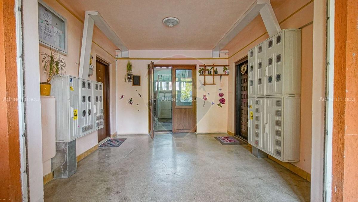 Apartament 3 camere, Florilor, Aleea Mimozei - 2 Apartament 3 camere, Florilor, Aleea Mimozei - 2