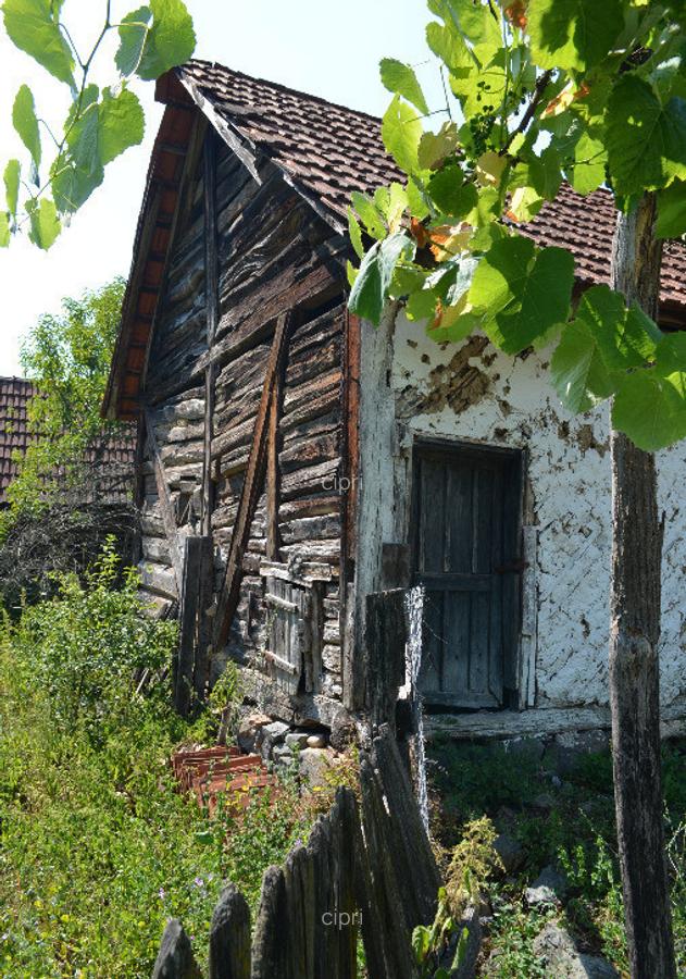 Casa ?araneasca sat Micane?ti (Zam-HD) cu anexe vechi tradi?ionale - 16