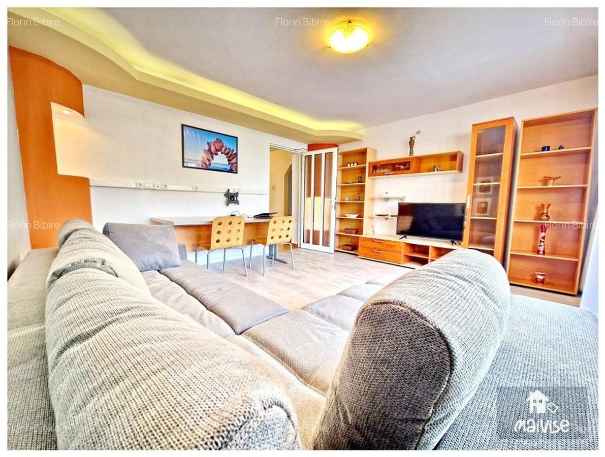 Apartament 3 camere de inchiriat, zona Astra - 11