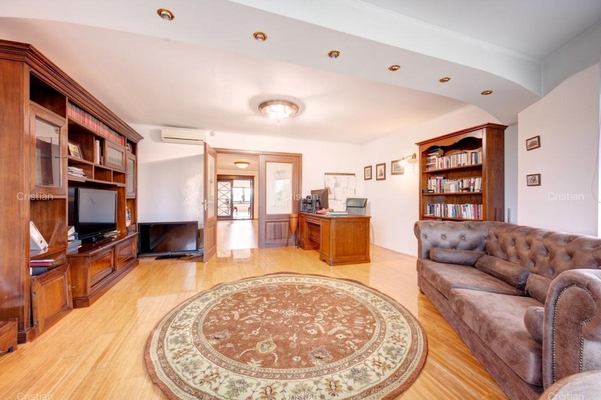 Vila exclusivista in Baneasa – teren 3.718 mp, suprafata desfasurata 1.750 mp - 33