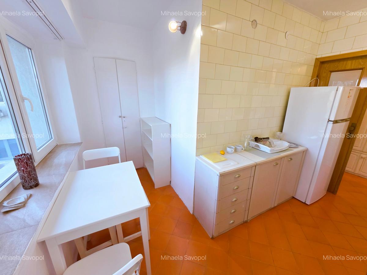 Garsoniera inchiriere Stirbei Voda bloc 1993 etajul 3/7 - 18