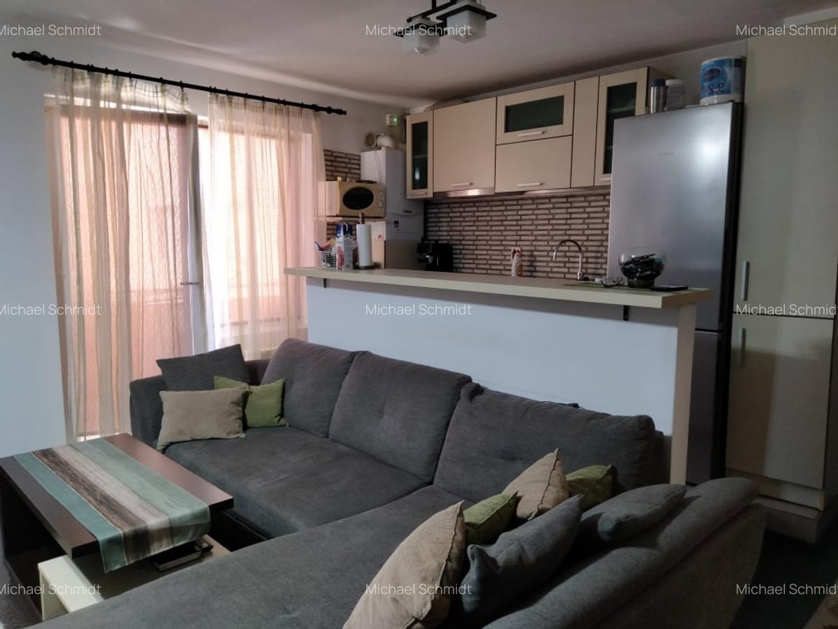 Apartament de vanzare, 3 camere, 62mp, etaj 1, parcare, Terra - 1