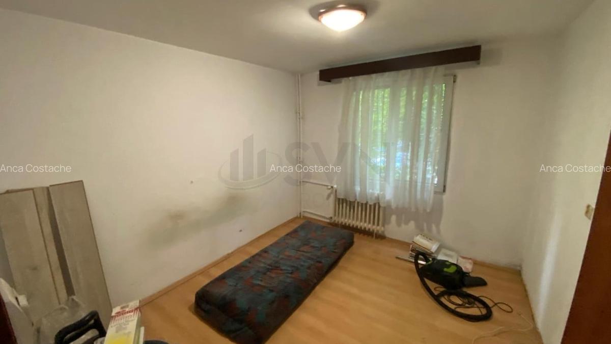 Apartament cu 3 camere decomandat în Crângași - 2