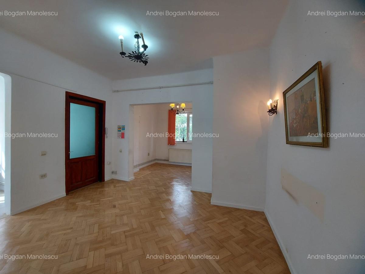 Vanzare apartament cu 3 camere la etaj 1 in vila Cotroceni cu garaj - 4