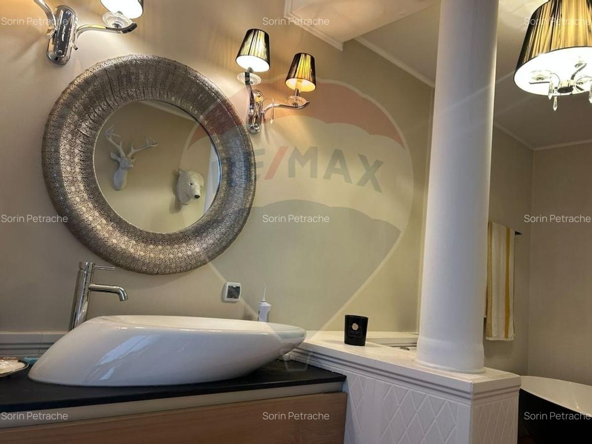 De vanzare apartament de lux pe Blvd. Decebal - 14