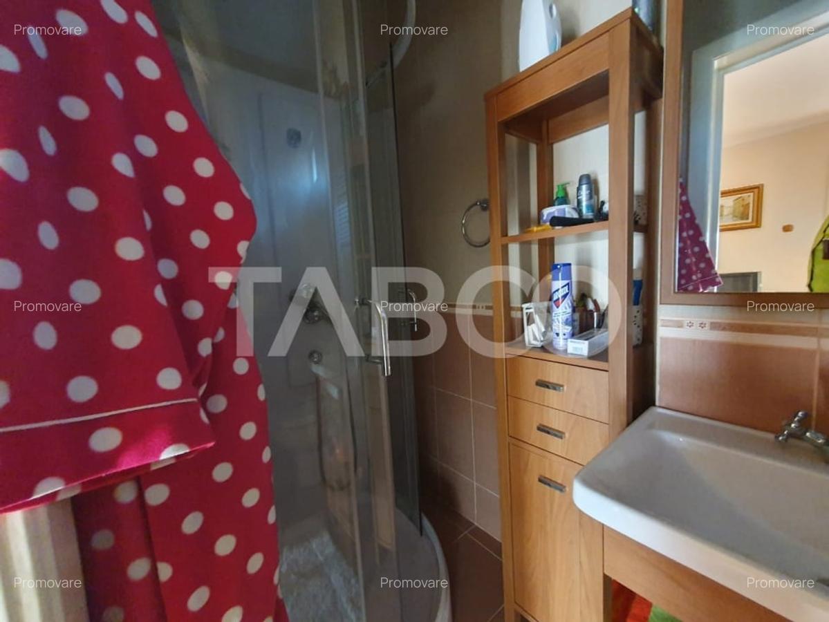 Casa individuala de vanzare cu 5 camere 2 balcoane zona Centrala - 16