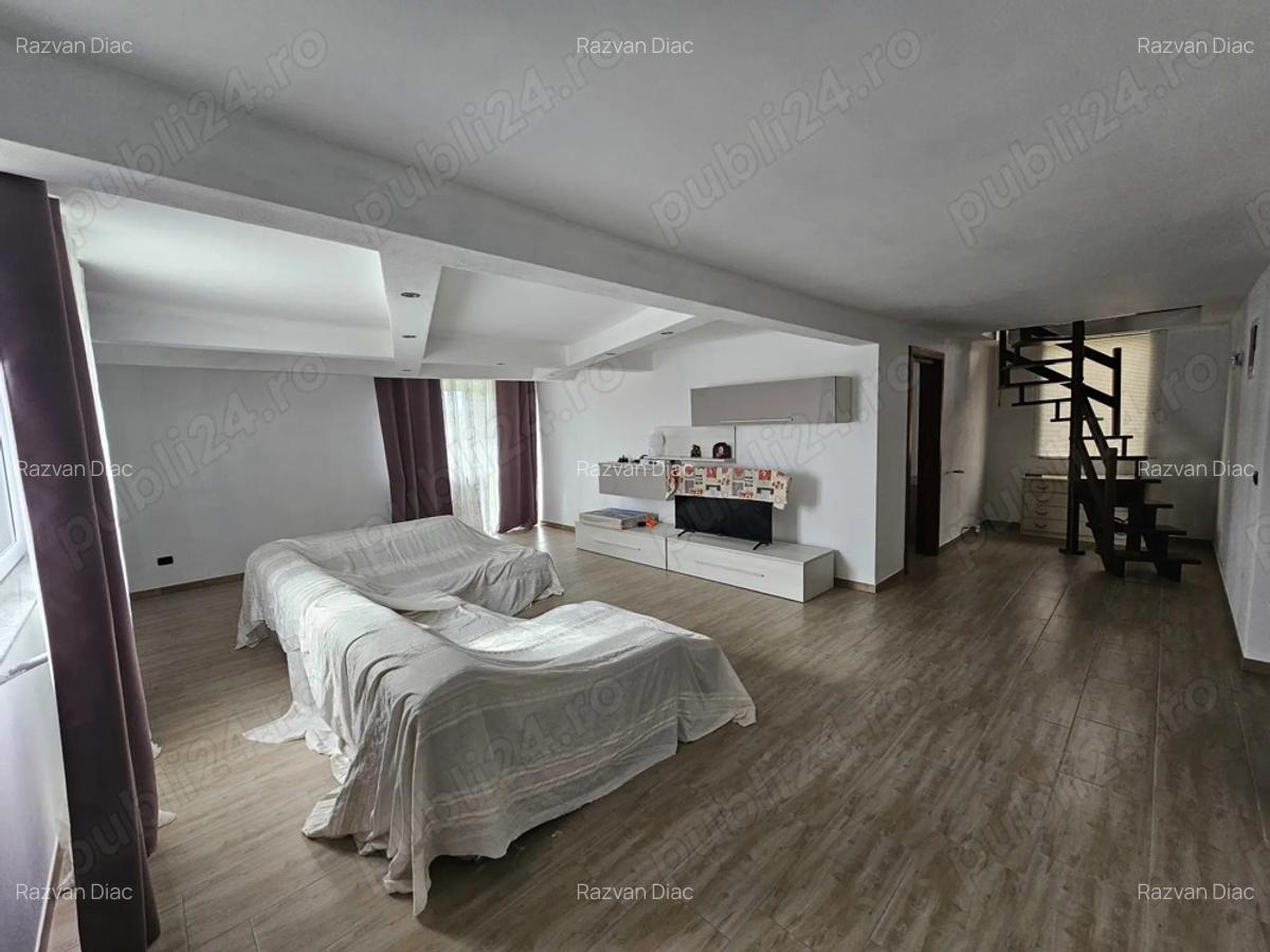 Casa spa?ioasa P+M de vanzare teren 1.000 mp Poiana Stampei, Suceava - 5