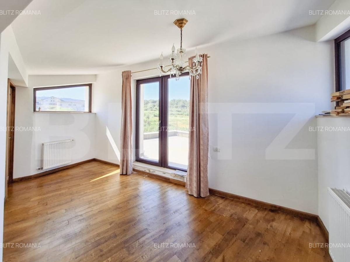 Casa deosebita in Europa, 265 mp utili, 640 mp teren, garaj dublu - 19