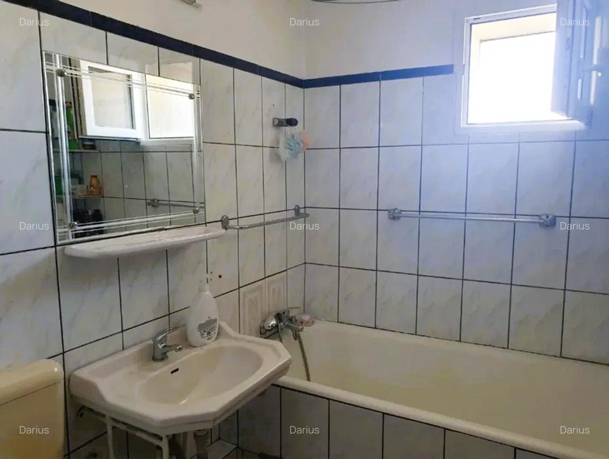 Apartament 3 camere | zona Baicului | Imobil 1984 Anvelopat | 2 Bai | 68 m p - 3