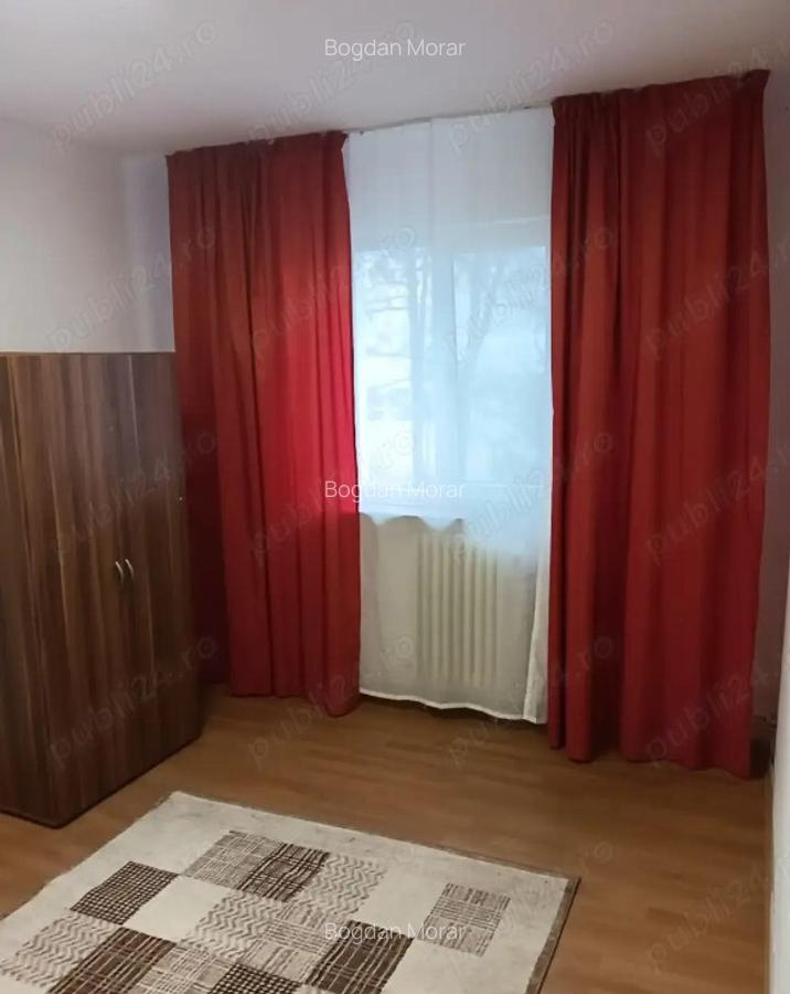 Inchiriez apartament 3 camere Mana?tur - 3