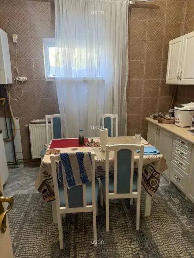 Casa de vanzare pe malul Dunarii - 6