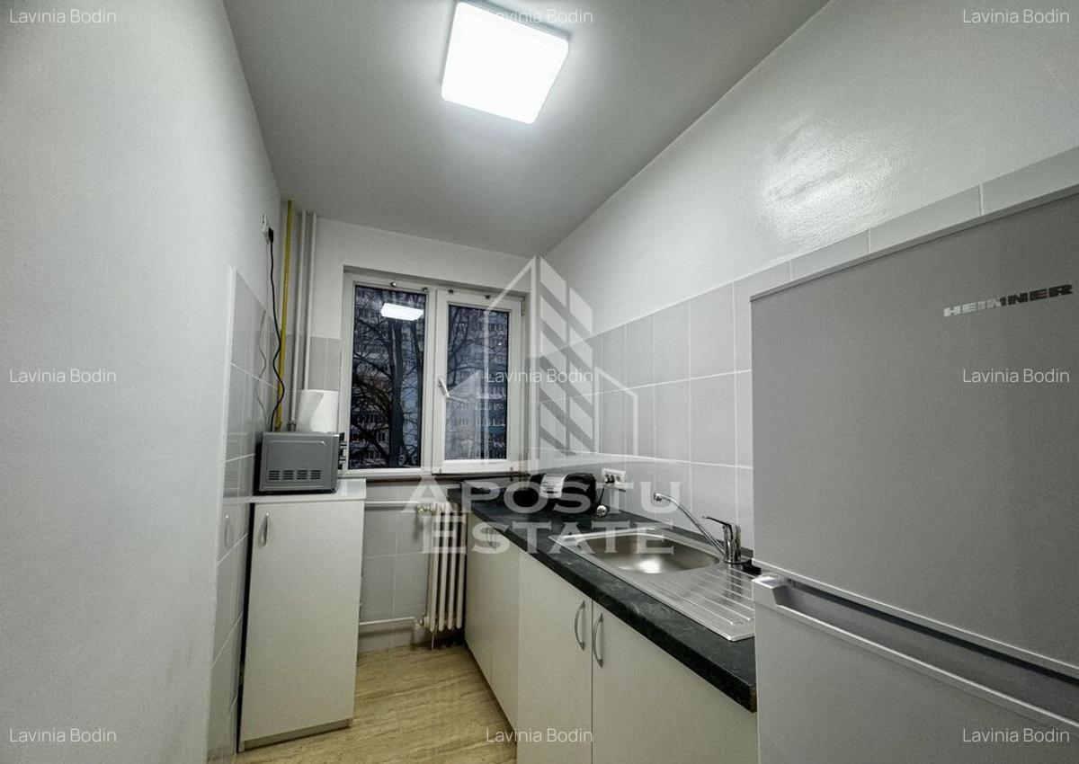 Apartament cu 3 camere, proaspat renovat, zona Dacia - 7