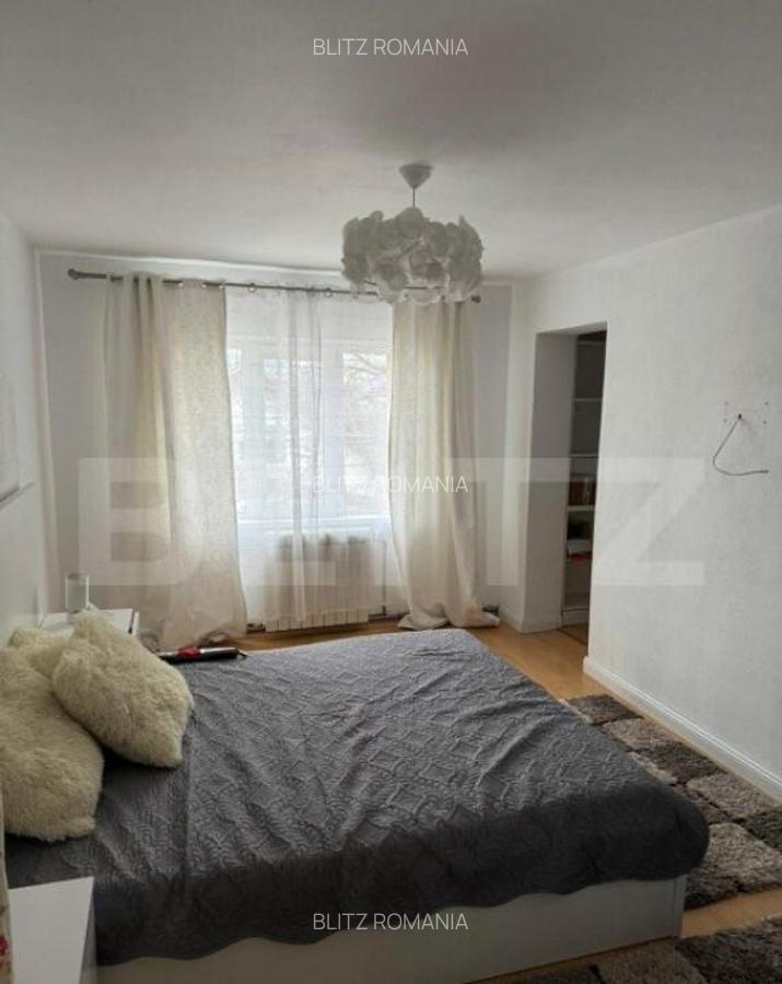 Casa cu 5 camere, 500 mp, zona UNIREA - 26