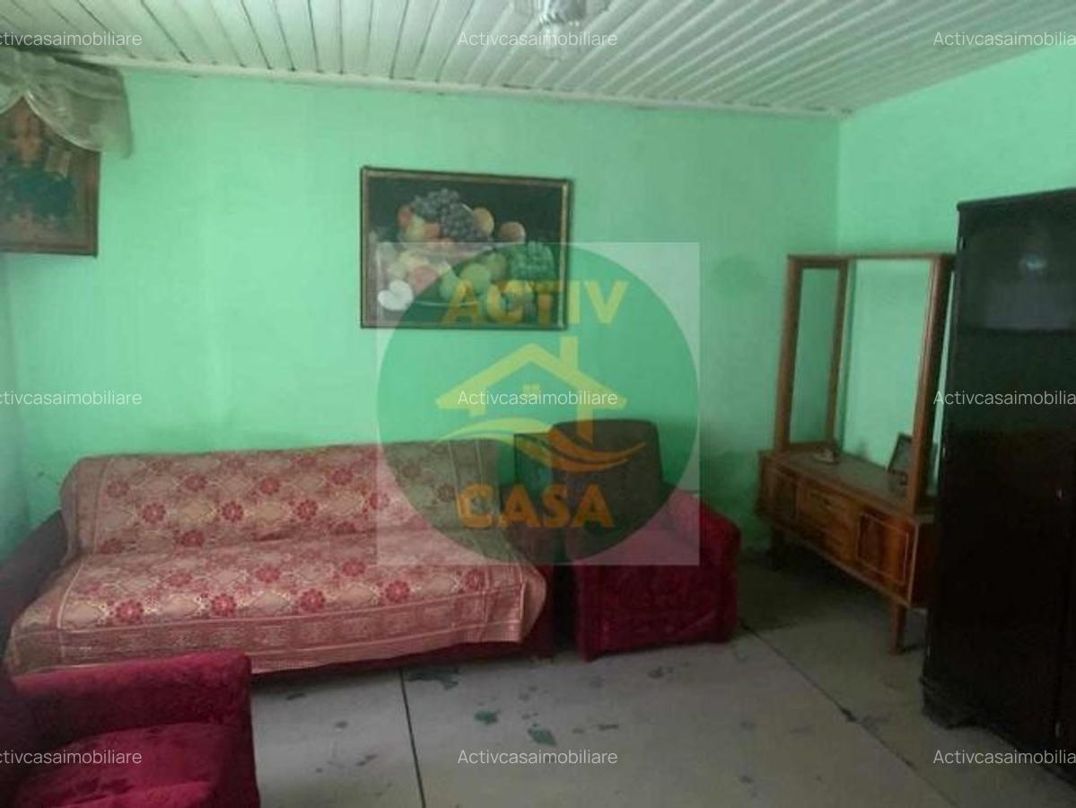 Casa in mediul rural, comuna Gadinti - 7