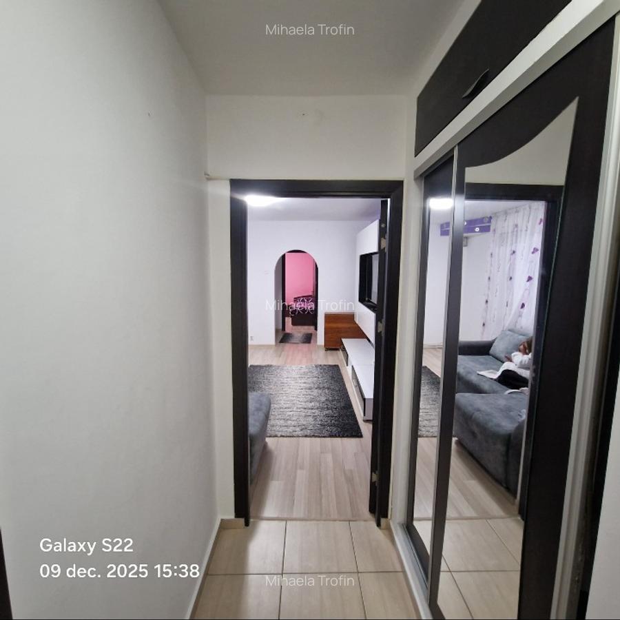 Se ofera spre inchiriere un apartament cu 2 camere, aflat intr-un bloc din zona - 5