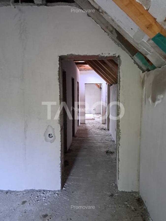 Casa de vanzare individuala cu 500 mp teren liber Sibiu - 2