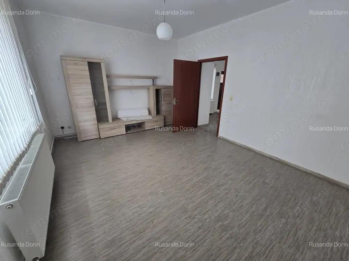 Casa cu Hala ?i Anexe Loca?ie Excelenta, Poten?ial Mare pentru Afacere! | Biled Strada Principala - 6