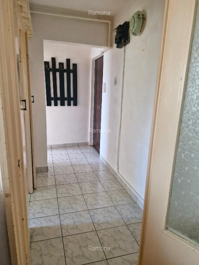 Apartament 3 camere semidecomandat - 8
